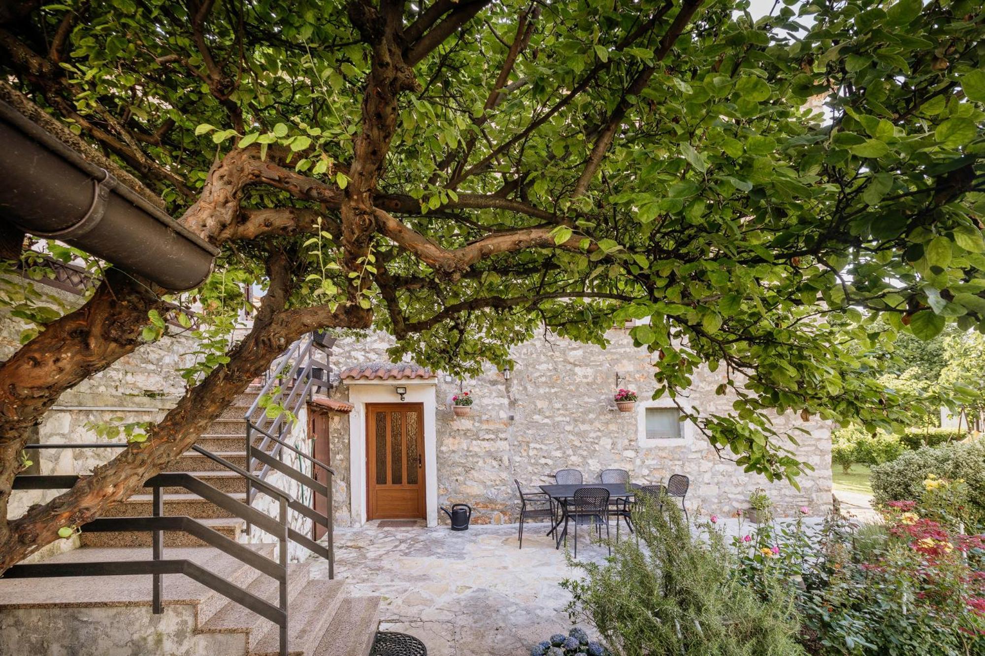 Apartments Mirna Stress Free Vol.2 Umag Exterior foto